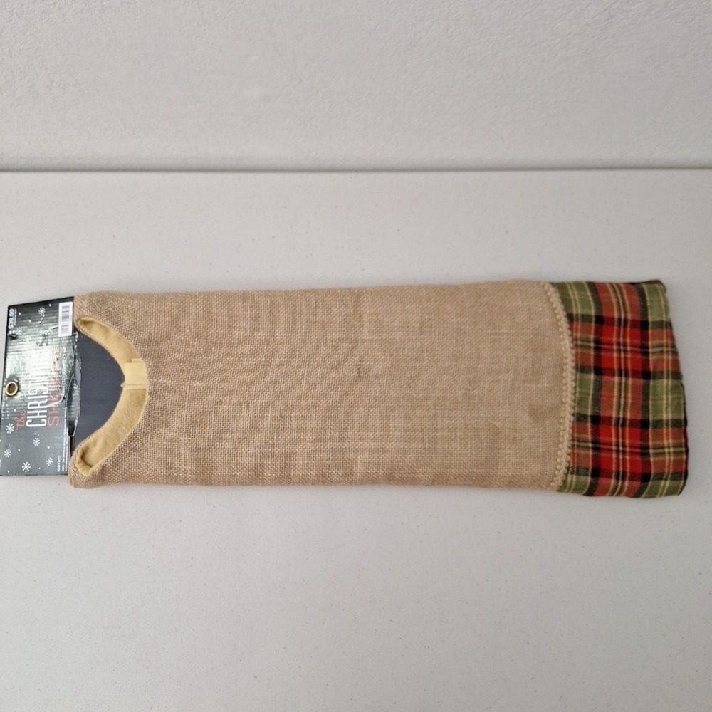 The Christmas Shoppe Tree Skirt Burlap and Red Green Plaid 48" NEW - Picture 6 of 12